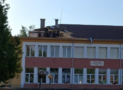 Обявиха бедствено положение в село Дъбравите заради ураганен вятър