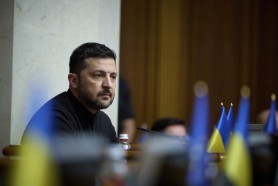 Антиправителствени протести в Украйна: Зеленски връща независимостта на антикорупционните агенции