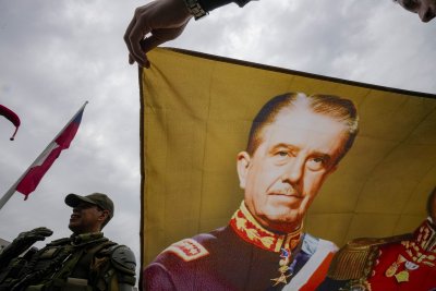 Съд в Чили нареди наследниците на Пиночет да върнат 16 млн. долара на хазната