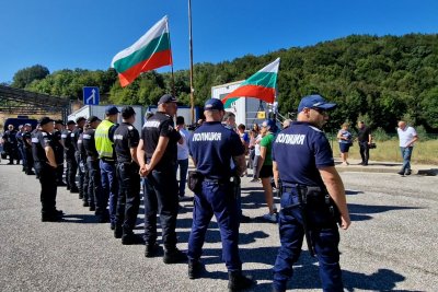 Полицията осуети блокада на ГКПП "Маказа", протестиращи искат отваряне на граничен пункт Рудозем - Ксанти (ОБЗОР)