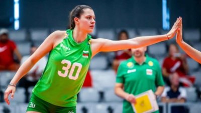 Световната шампионка с отбора до 19 г. Дарина Нанева: Щом съм в женския състав, означава, че съм на прав път