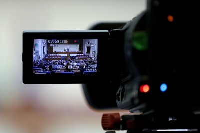 Пак спорове в парламента да бъде ли закрита Комисията за противодействие на корупцията