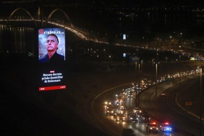 40 години затвор грозят бившия бразилски президент Болсонаро