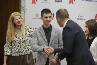 Васил Антонов също не преодоля квалификациите на 400 м в Тампере