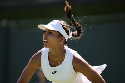 Виктория Томова се класира за втория кръг на тенис турнира от сериите WTA 1000 в Синсинати