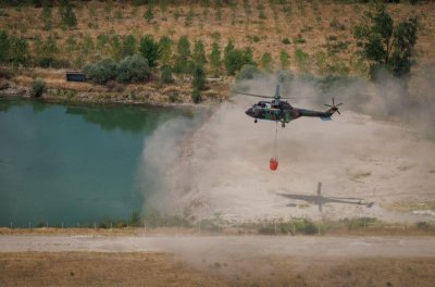 Нов пожар над село Плоски усложнява борбата с огнищата в Пирин