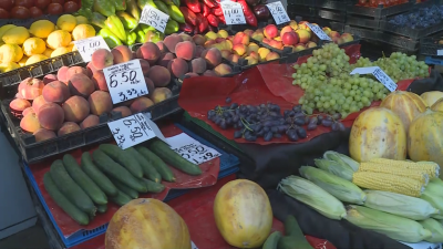 One Day Before the Deadline: Traders Rush to Update Price Tags in Both Lev and Euro