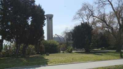 Man was Shot in the Leg with an Air Rifle in the Sea Garden in Varna