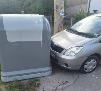 With Nearly 3‰ Blood Alcohol Content: Drunk Driver Injures Elderly Woman, Hits Two Parked Cars
