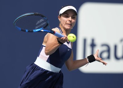 Виктория Томова с изразителна победа в квалификациите на US Open