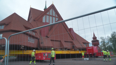 Историческо преместване: Църквата в Кируна се мести!