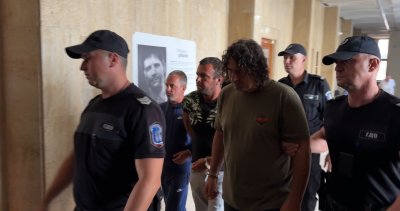 Отговорникът и морякът от трагичния полет в Несебър остават в ареста
