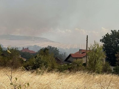 Комисия консултира пострадалите от големия пожар в Българово