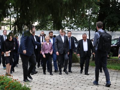 Урсула фон дер Лайен в България: Нови военни заводи и до 1000 работни места във ВМЗ – Сопот