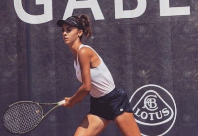 Изабелла Шиникова и Лидия Енчева с победи на единично в Брашов