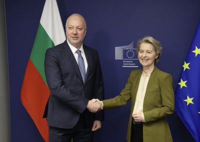 Урсула фон дер Лайен пристига на посещение у нас