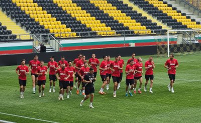 Националният отбор на България по футбол се събира на лагер на 31 август