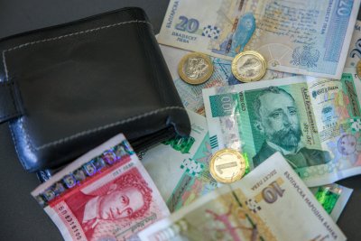 Линията на бедност: Социалните партньори обсъдиха да стане 764 лева от догодина