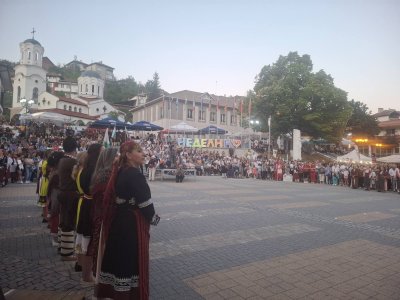 В Неделино започна Националният фолклорен фестивал за двугласно пеене
