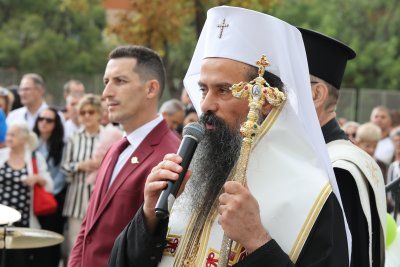 Патриарх Даниил: Нека Изворът на всяка премъдрост просвещава умовете и сърцата на всички учители, ученици и родители