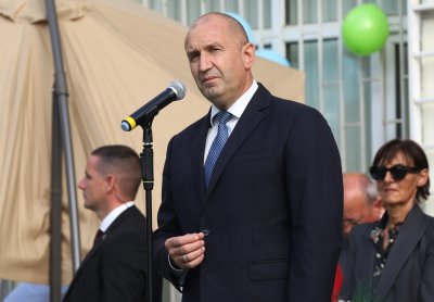Президентът Радев: От подема на образованието зависи нашето бъдеще