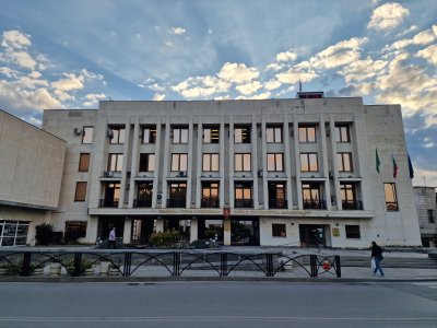 28 компютри са открити във фермата за криптовалута в Община Горна Оряховица