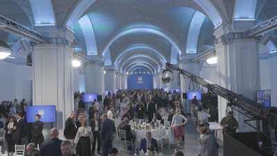 Българска делегация участва в молитвена закуска в Киев
