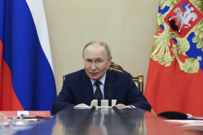 Путин предложи на Тръмп временно споразумение за контрол над ядрените оръжия