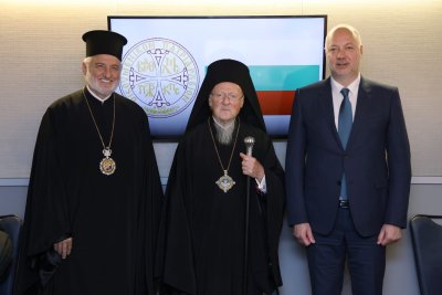 Prime Minister Zhelyazkov and Ecumenical Patriarch Discuss the Church’s Commitment to Humanity’s Challenges