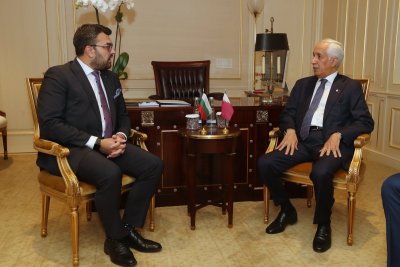 Foreign Minister Meets Counterparts from Qatar and Oman in New York