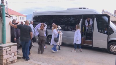 Български лекари с безвъзмездни прегледи в Албания
