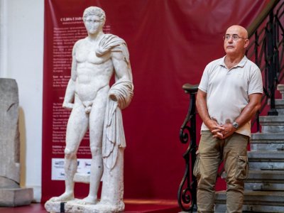 Представят официално реставрираната втора статуя от Хераклея Синтика