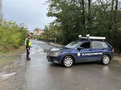 Започна оглед на инфраструктурата в община Царево след наводненията