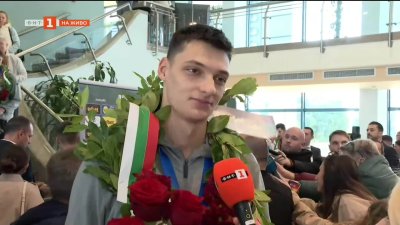 Алекс Николов: Не очаквахме толкова емоционално посрещане