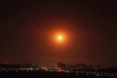Полша вдигна изтребители след руски удари в Западна Украйна
