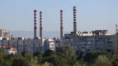 "Моржувам, калявам се…": Как жителите на "Дружба" 2 се справят без топла вода?