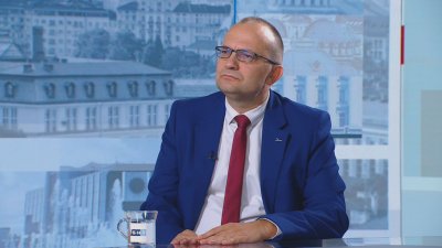 Мартин Димитров: Правителството готви вдигане на данъци и осигуровки - това е обществена тайна