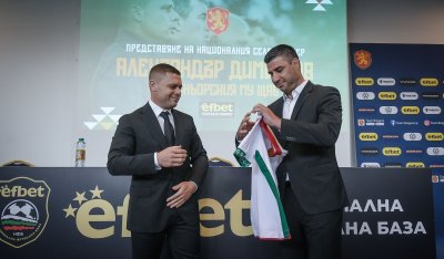 Националите по футбол се събират на лагер в неделя