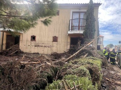 Да не се използва водата от чешмата в наводнените райони, съветват здравните власти