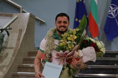 Карлос Насар се прибра като герой: „Мога да вдигна целия свят!“