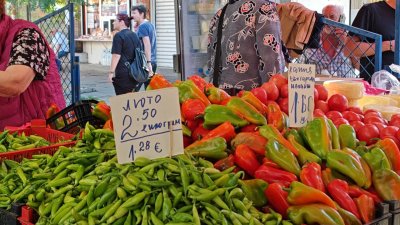 Поскъпване и поевтиняване на основните храни, плодове и зеленчуци на борсите през седмицата