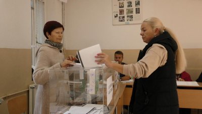 Местните избори в Пазарджик: ДПС води пред кандидатите на ПП-ДБ и БСП
