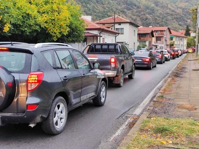 Колони от автомобили на Кресненското дефиле заради катастрофа