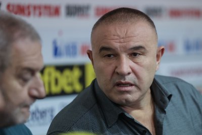 Стефан Ботев: Очаквам Карлос още днес да предостави своя договор