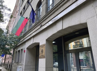Политически коментари за единодушното решение на ВСС за "тримата големи"