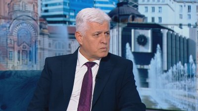 Димитър Стоянов: Непрекъсно се правят опити президентът да бъде изолиран от обществото