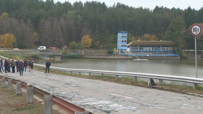 Бедственото положение в русенското село Николово остава в сила