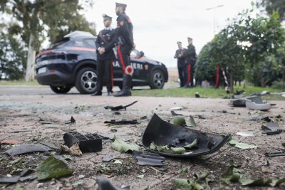 Взривиха колата на италиански разследващ журналист