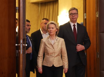 Урсула фон дер Лайен продължава обиколката си на Балканите