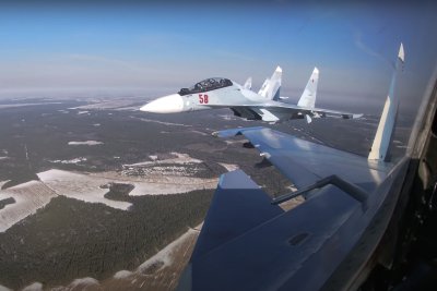 Два руски военни самолета с навлезли във въздушното пространство на Литва